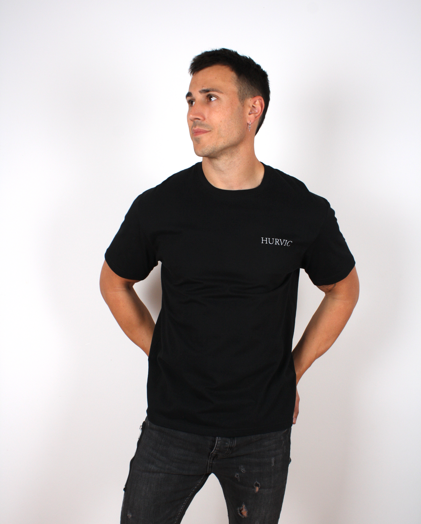 CAMISETA BASSIC HURVIC BLACK