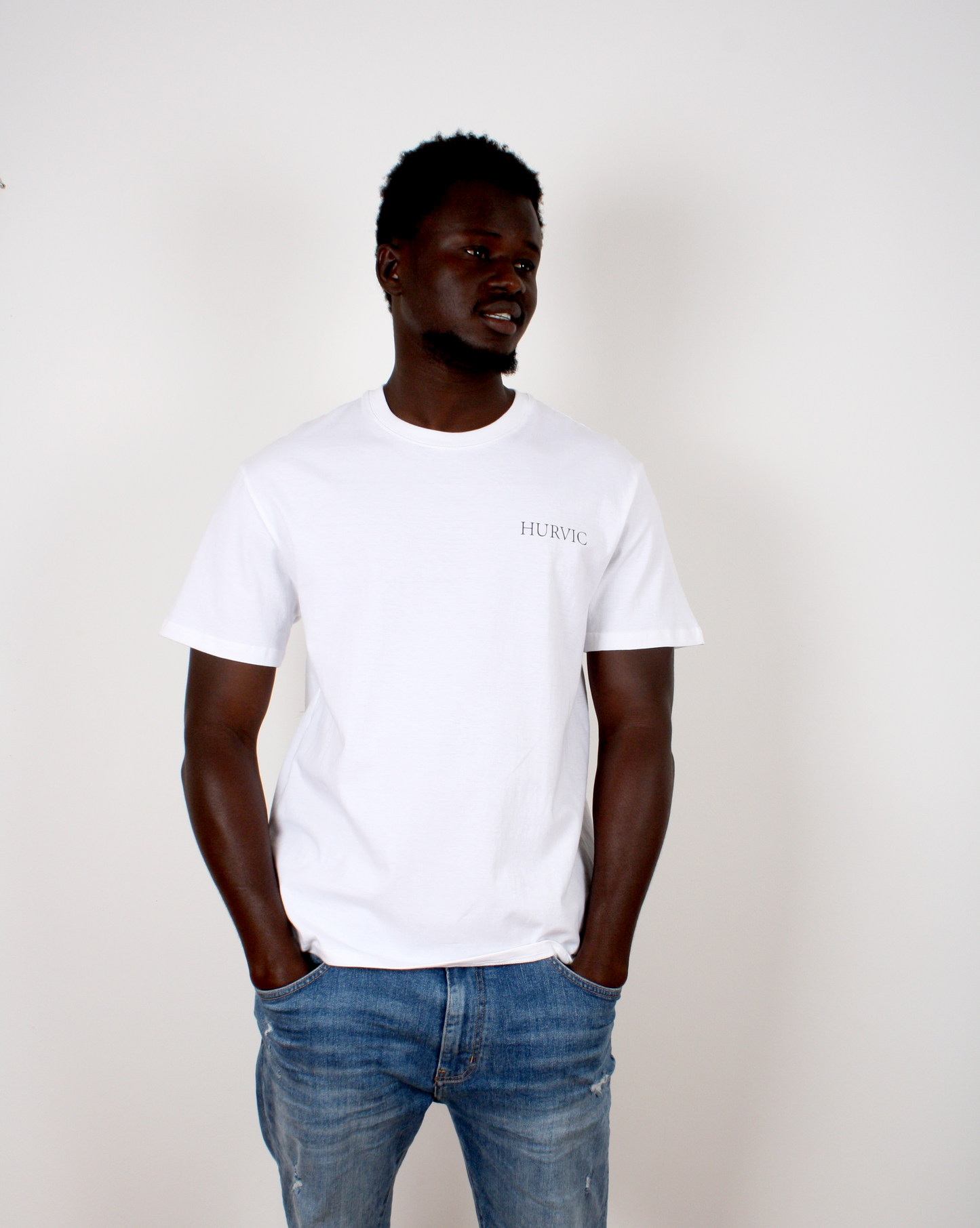 CAMISETA BASSIC HURVIC WHITE