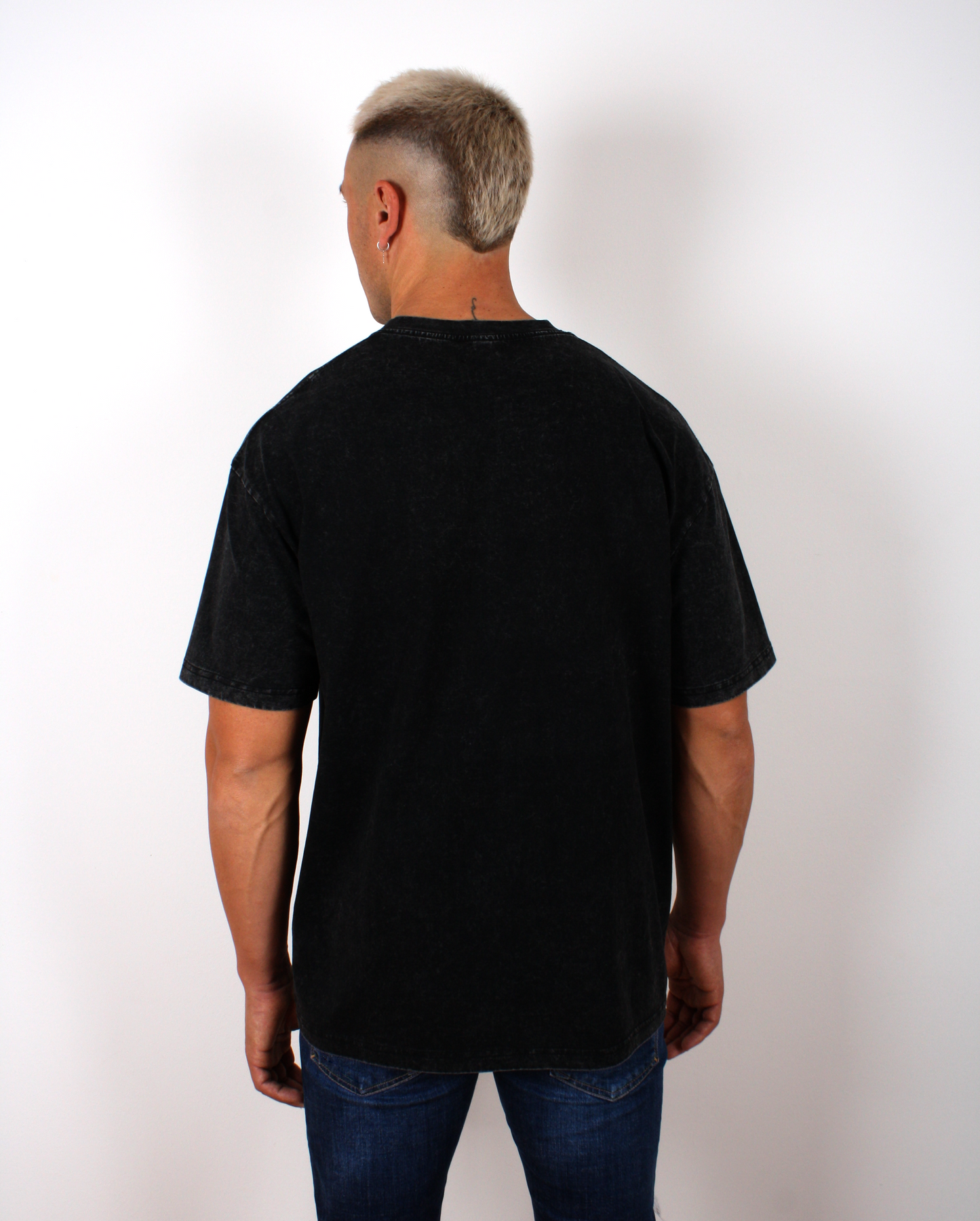 CAMISETA OVERSIZE BLACK