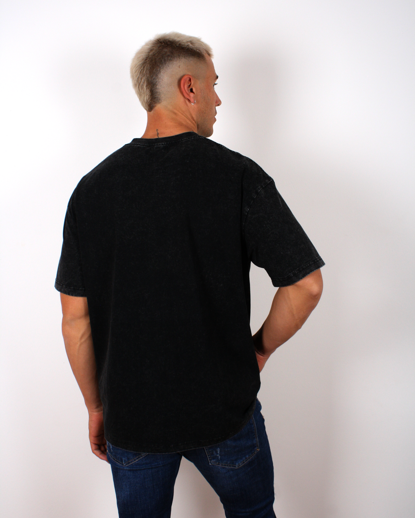 CAMISETA OVERSIZE BLACK